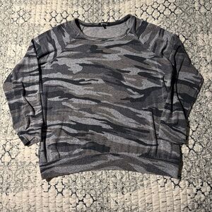 Buffalo David Bitton XL Camouflage Knit Top